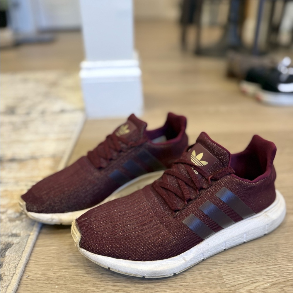 Adidas Men's Burgundy Sneakers